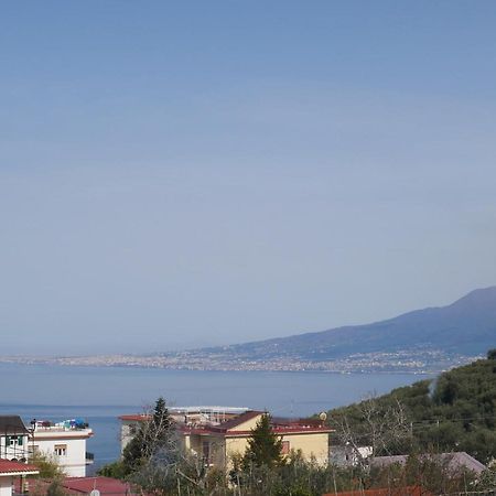Olindo Apartment E Cristina Apartments Vico Equense Εξωτερικό φωτογραφία
