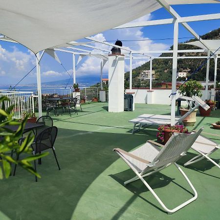 Olindo Apartment E Cristina Apartments Vico Equense Εξωτερικό φωτογραφία