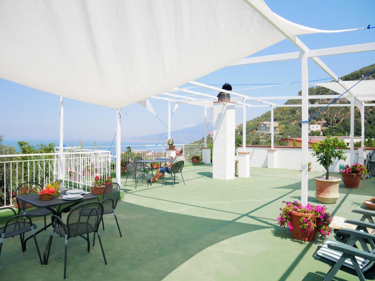 Olindo Apartment E Cristina Apartments Vico Equense Εξωτερικό φωτογραφία
