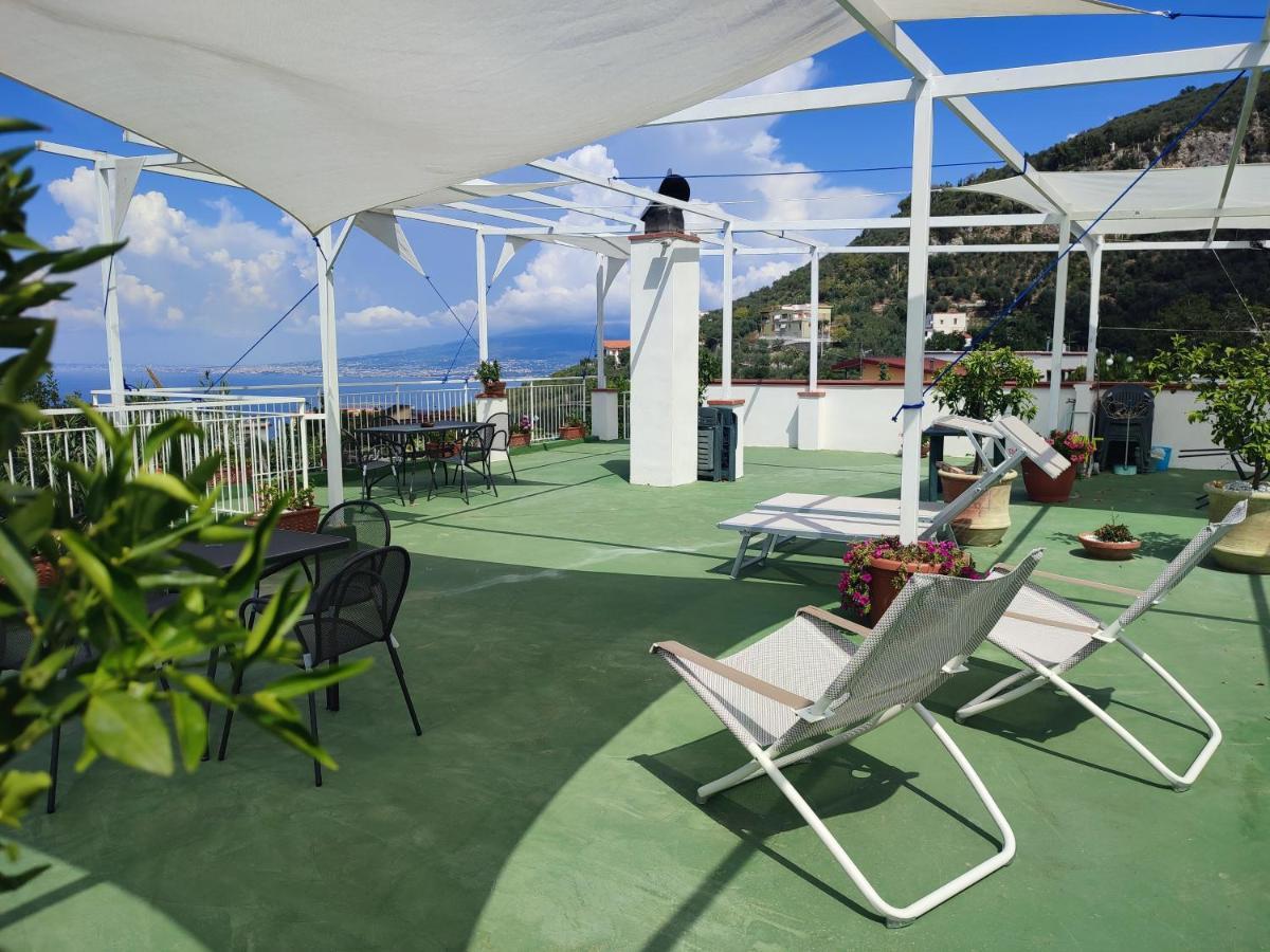 Olindo Apartment E Cristina Apartments Vico Equense Εξωτερικό φωτογραφία