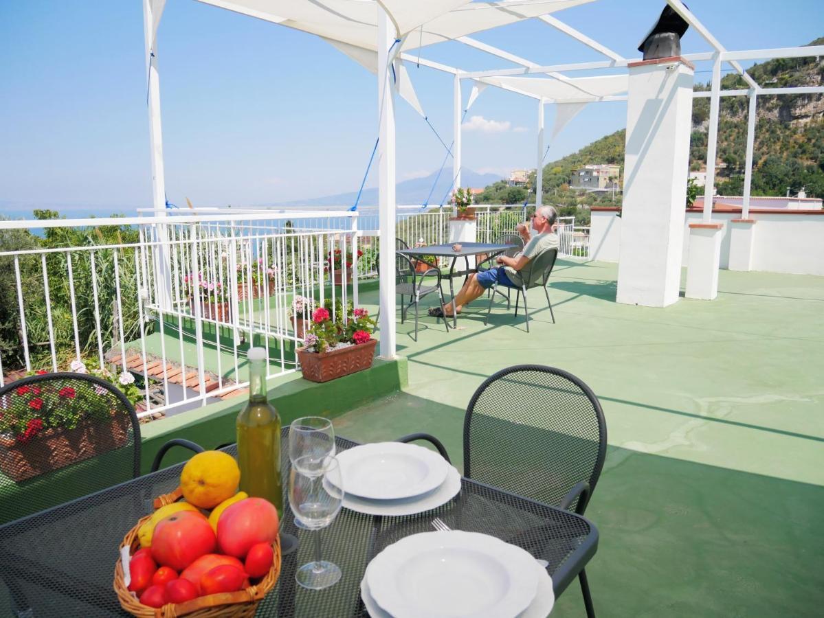Olindo Apartment E Cristina Apartments Vico Equense Εξωτερικό φωτογραφία